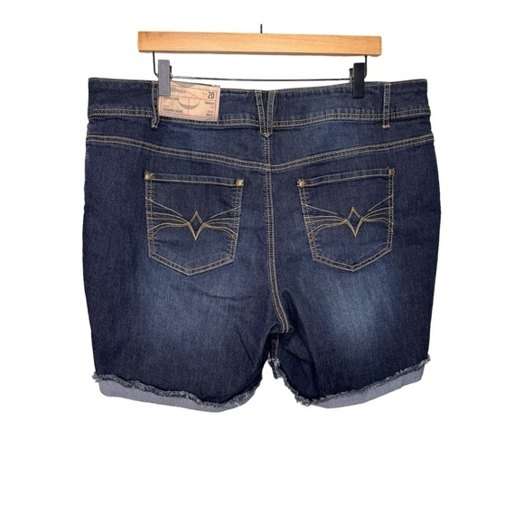 Pennington's DC Jeans Slightly Curvy Fit Straight Leg Jean Shorts Size 20 NWT - Picture 2 of 7